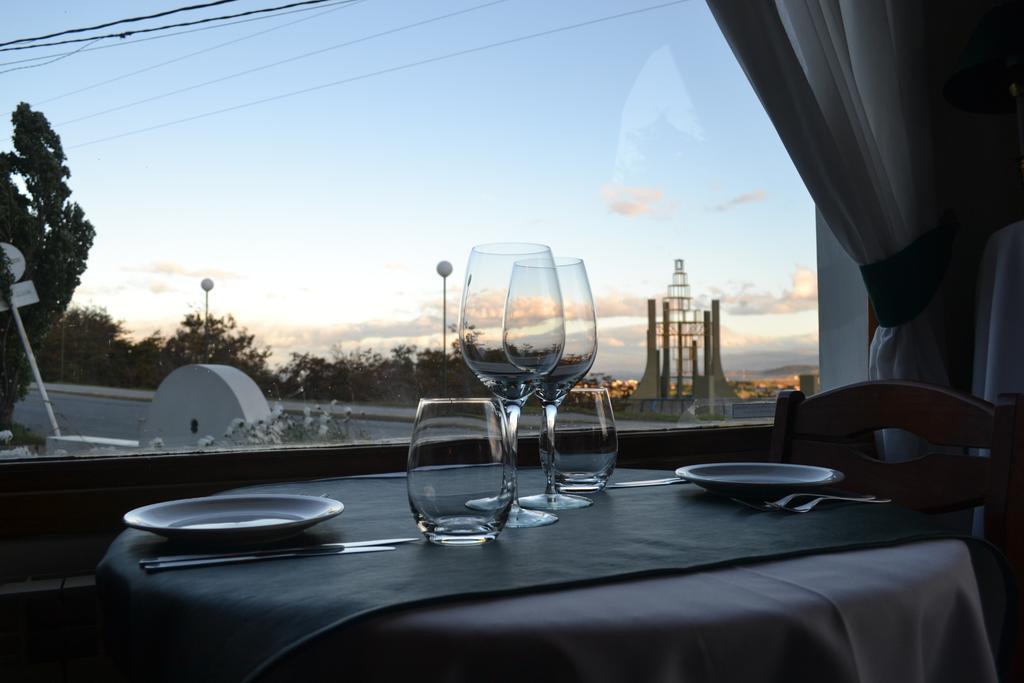 Hosteria Y Restaurante America Ushuaia Kültér fotó